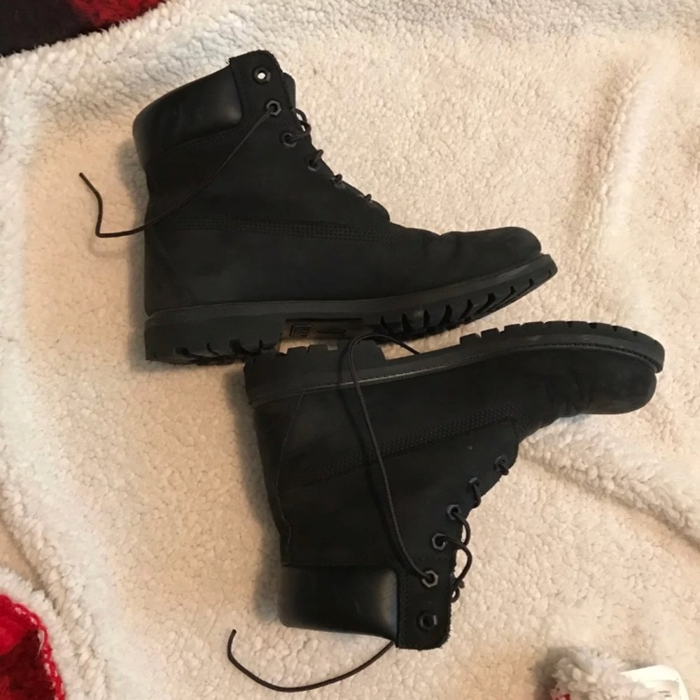 Black Timberland Boots